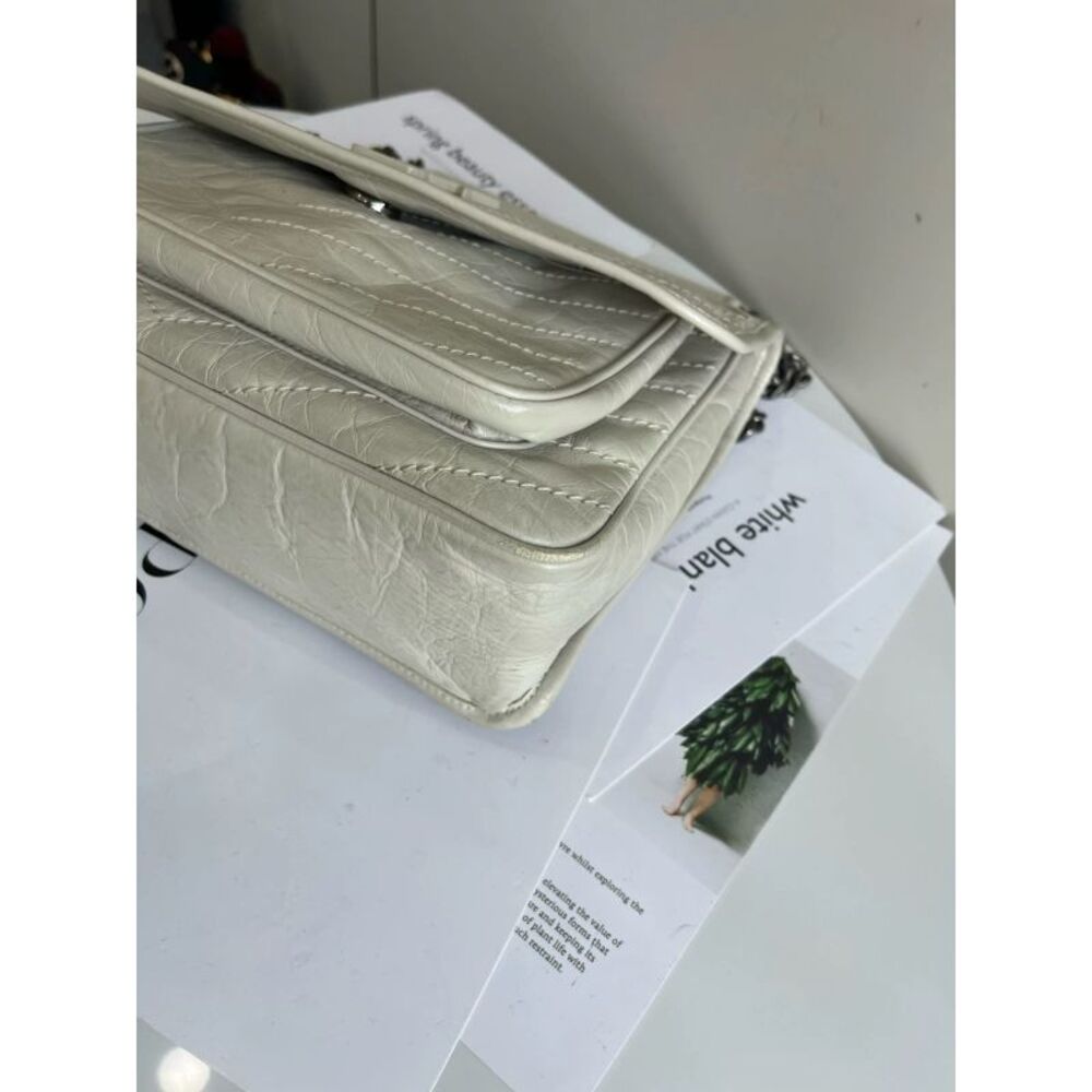 Saint Laurent Women Pre-Loved Bag Very Good Condition - Picture 5 of 9